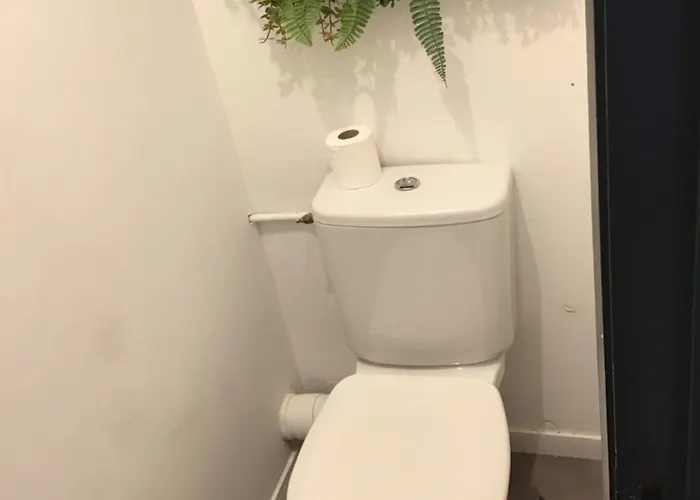 Hotel Cápsula Cosy 3 Montauban